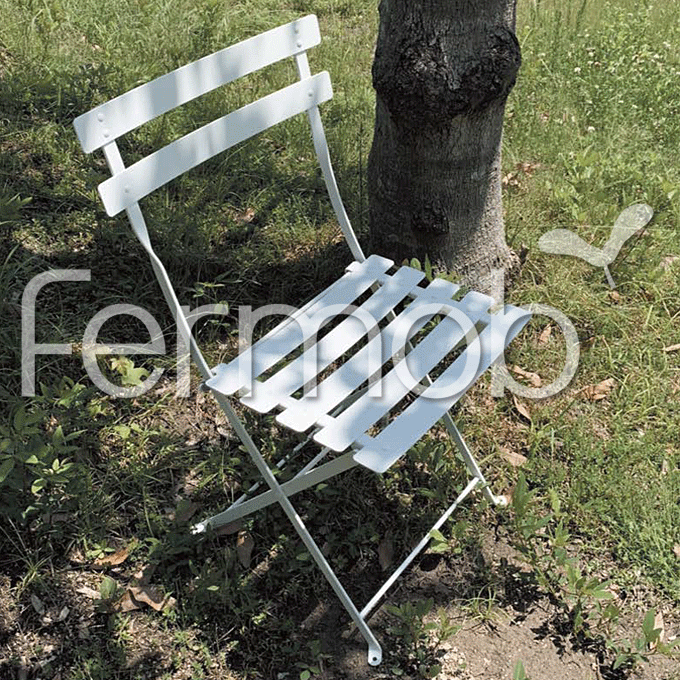 国内最安値！ ガーデンセット Fermob フェルモブ ビストロ スクエアテーブル71 メタルチェアー2脚セット ナツメグ FER-T02N  FER-C01N